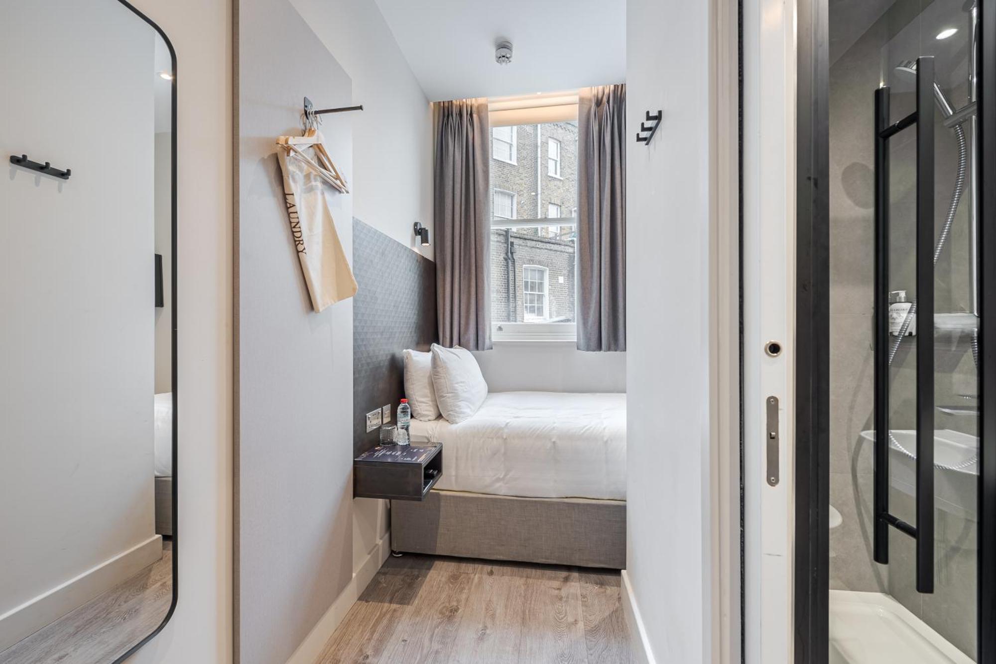 Compact Single Room